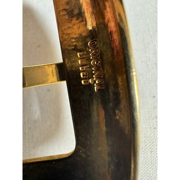 Genuine Original from Italy.  Black  Leather Croc with Gold Buckle lock Belt - Picture 7 of 7